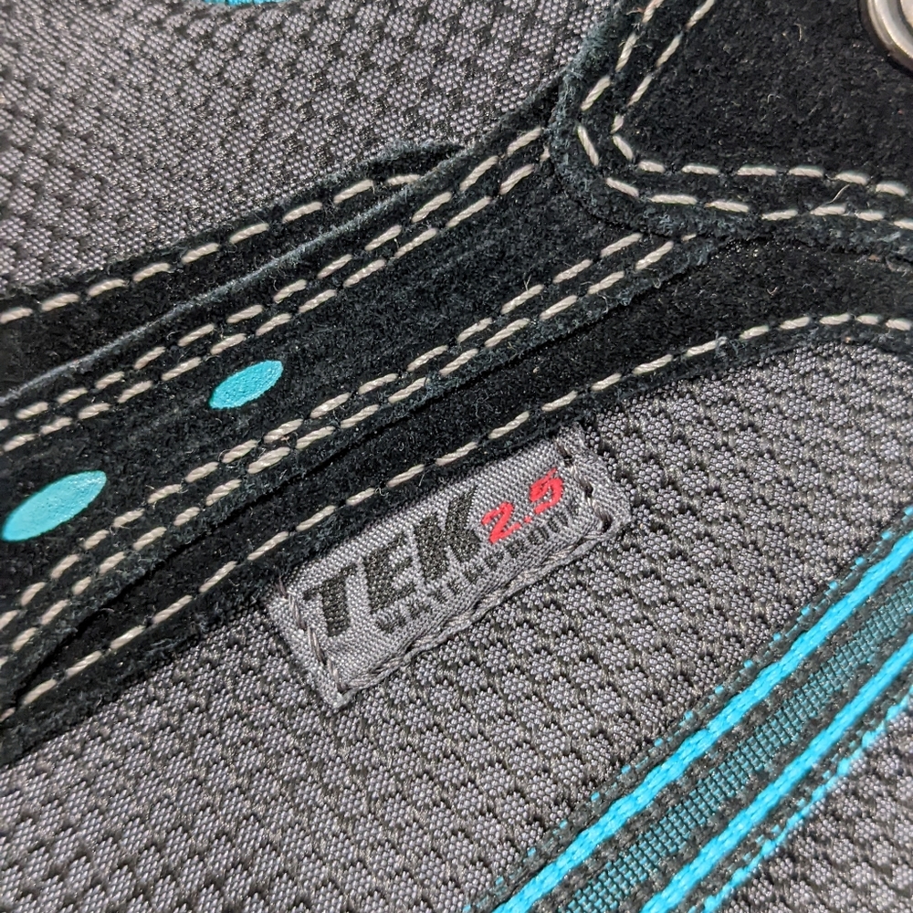 NWOT waterproof hiking shoes by L.L bean - Picture 6 of 16